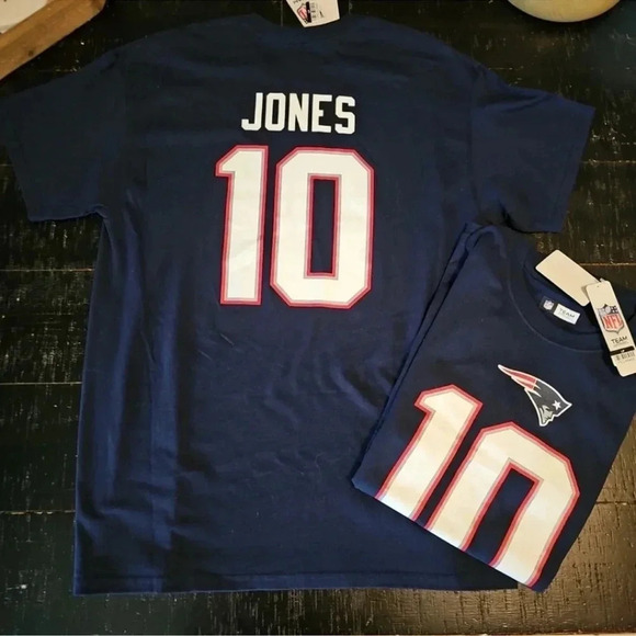 NFL New England Patriots Jones #10 Shirt - Picture 1 of 6